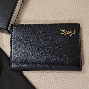 *Authentic* Yves Saint Laurent Monogram Bifold Leather Wallet (Black)